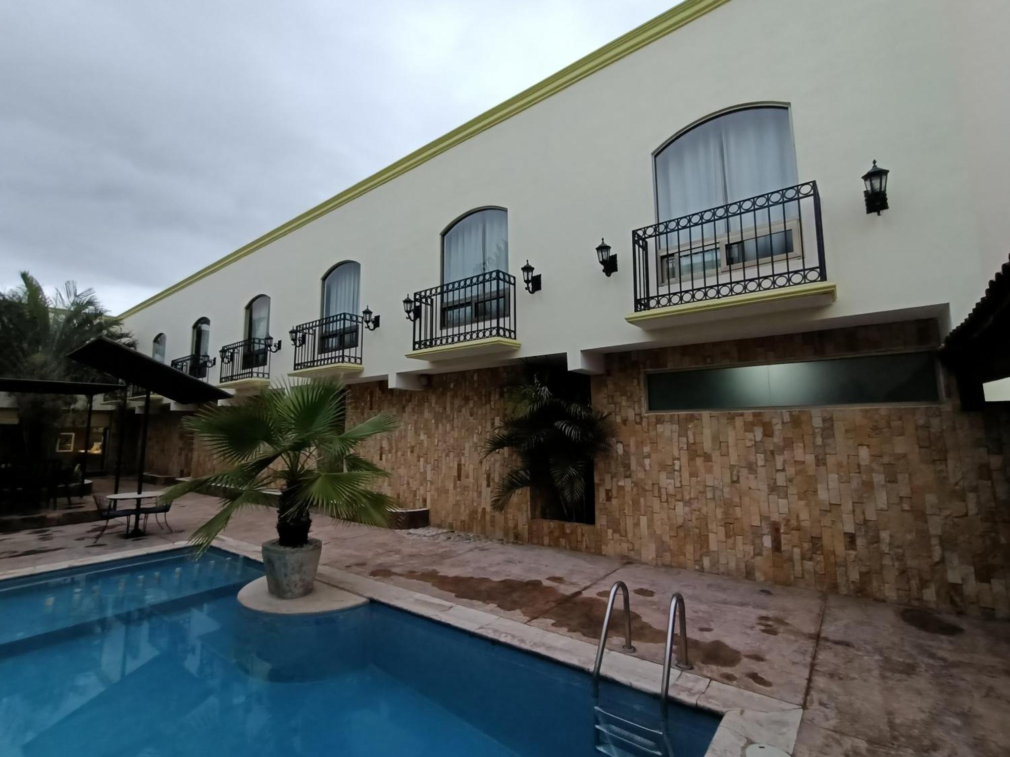 Hotel Dubrovnik Merida Luaran gambar