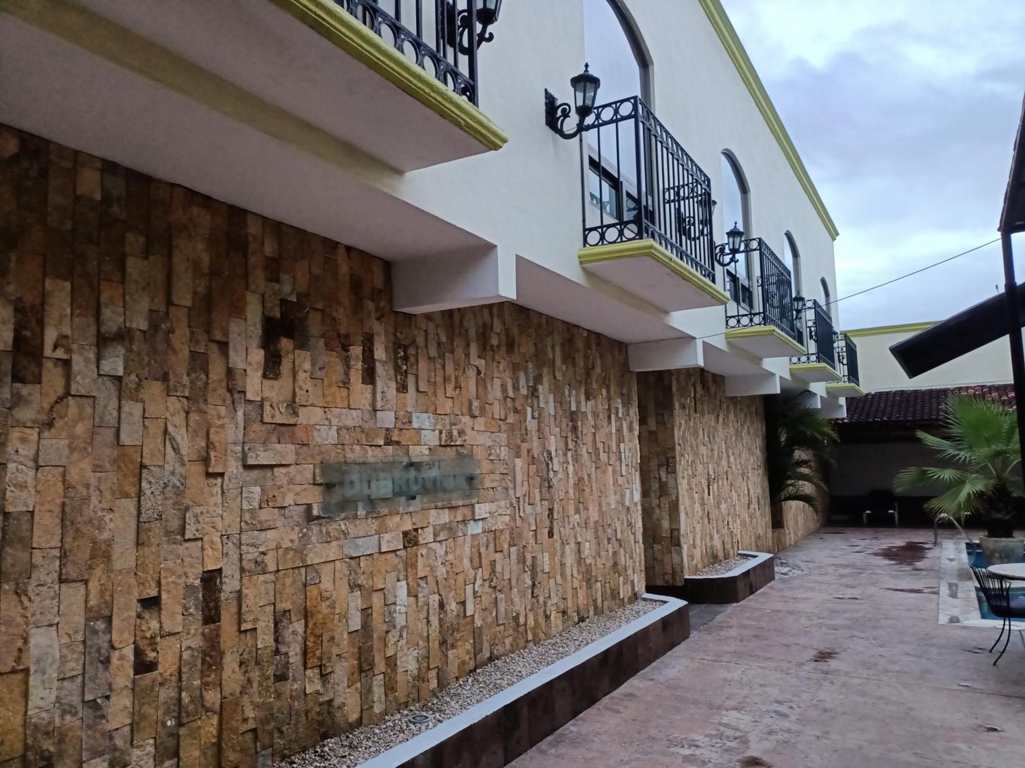 Hotel Dubrovnik Merida Luaran gambar