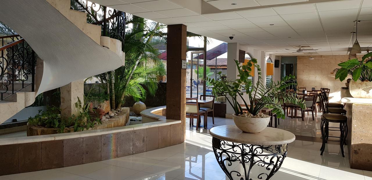 Hotel Dubrovnik Merida Luaran gambar