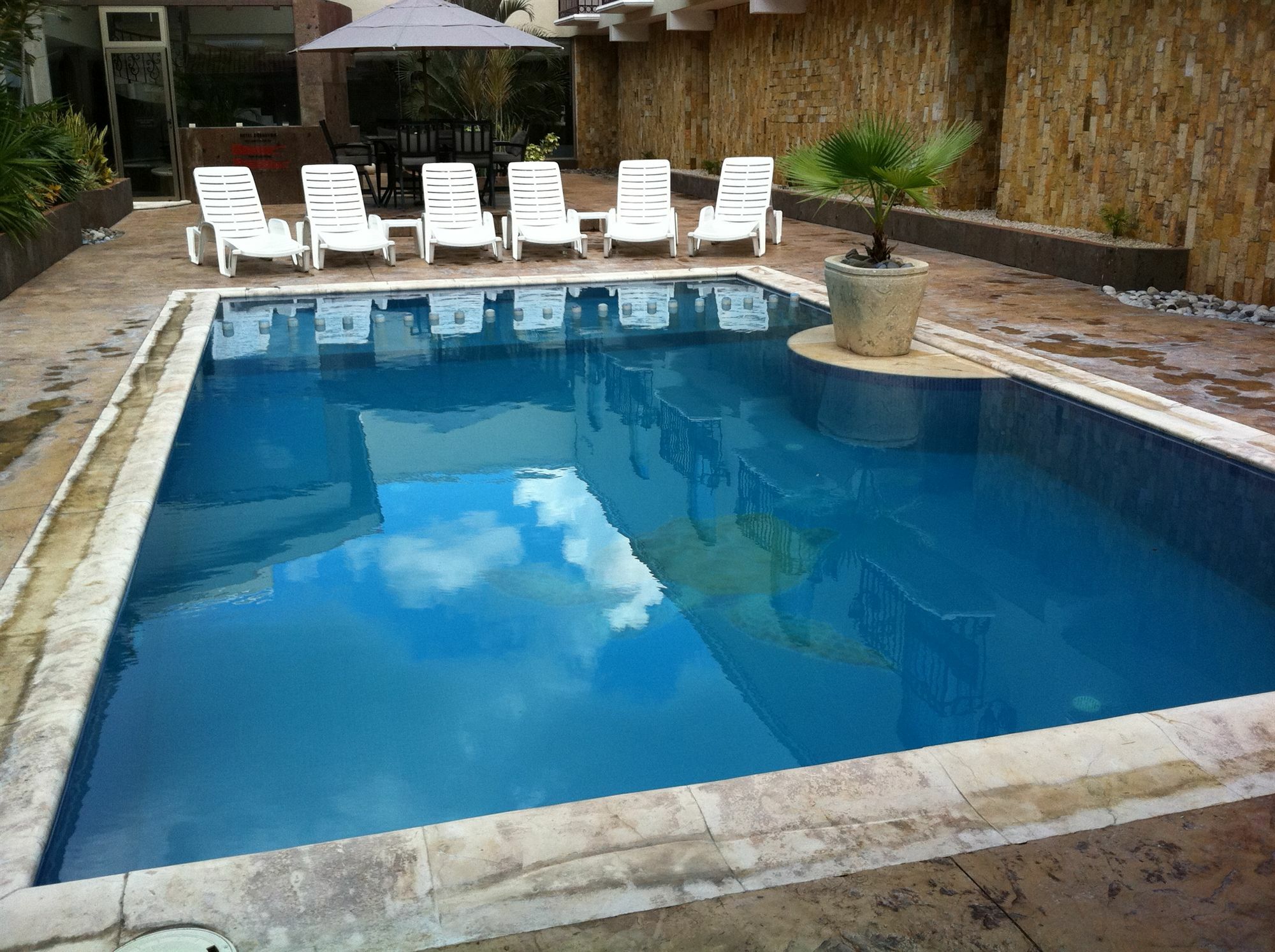 Hotel Dubrovnik Merida Luaran gambar